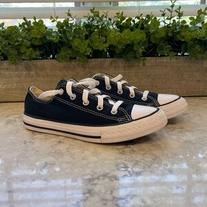 Converse Black Chuck Taylor Size 2.5